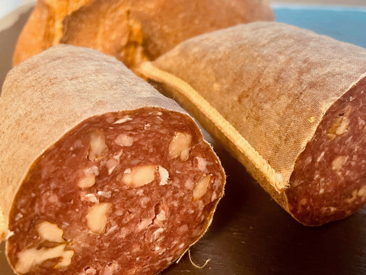 Walnuss-Salami-vorrätig